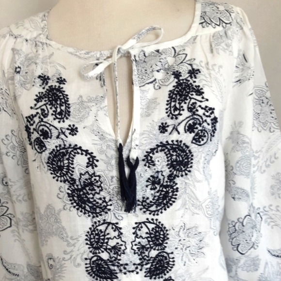 MALVIN HAMBURG I LOVE LINEN BLUE FLORAL EMBROIDERED BOHO TOP SZ M - Picture 1 of 7